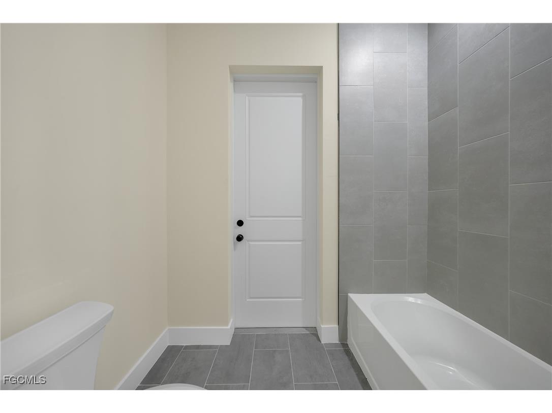 3405 NW 8th Terrace Cape Coral FL 33993 2025024928 image34