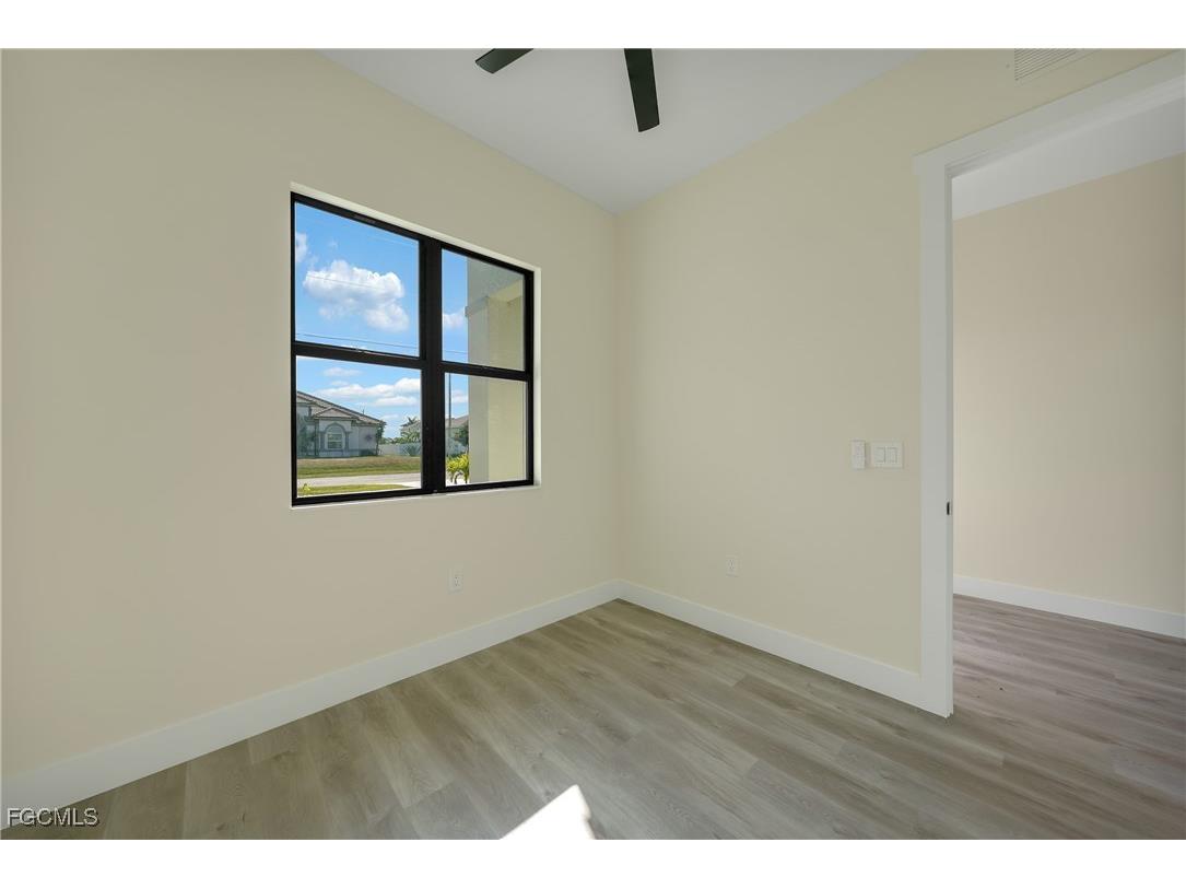 3405 NW 8th Terrace Cape Coral FL 33993 2025024928 image4
