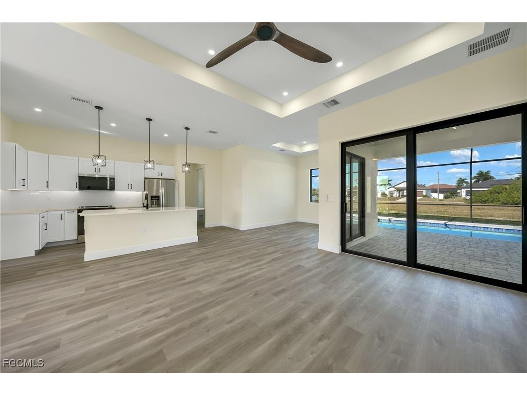 3405 NW 8th Terrace Cape Coral FL 33993 2025024928 image5