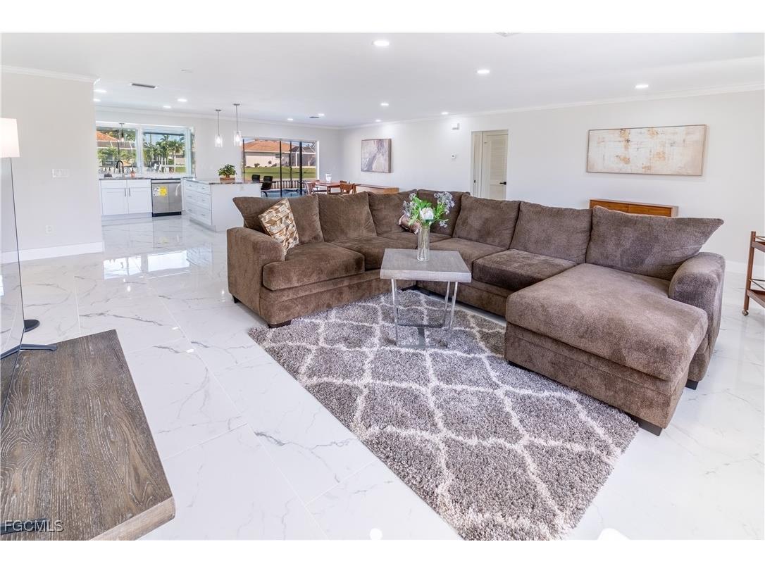 3405 SE 16th Place Cape Coral FL 33904 2025003647 image22