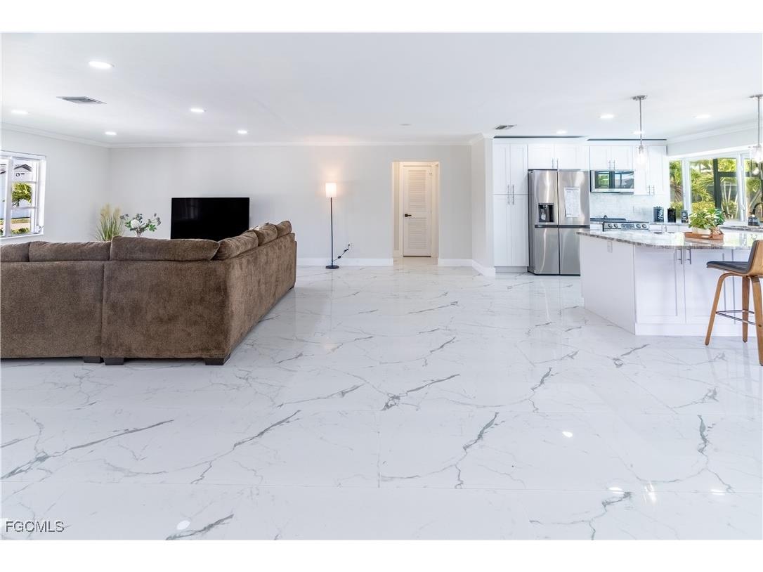 3405 SE 16th Place Cape Coral FL 33904 2025003647 image23