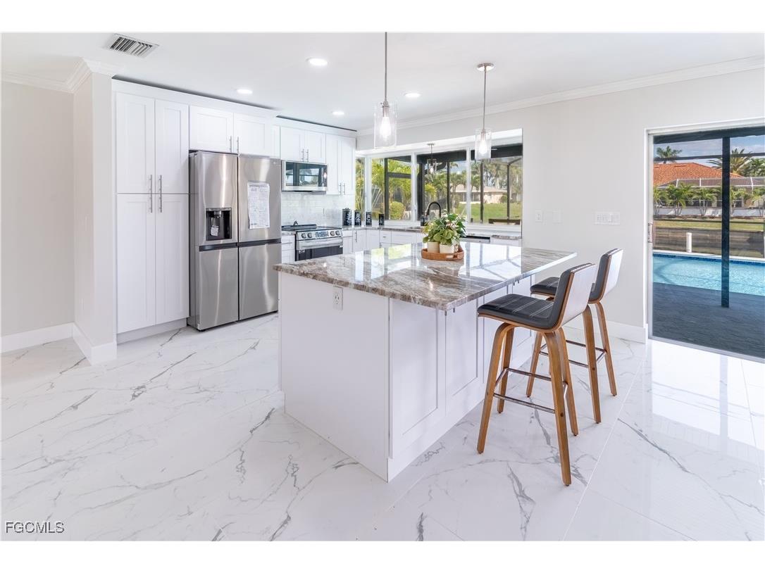 3405 SE 16th Place Cape Coral FL 33904 2025003647 image8