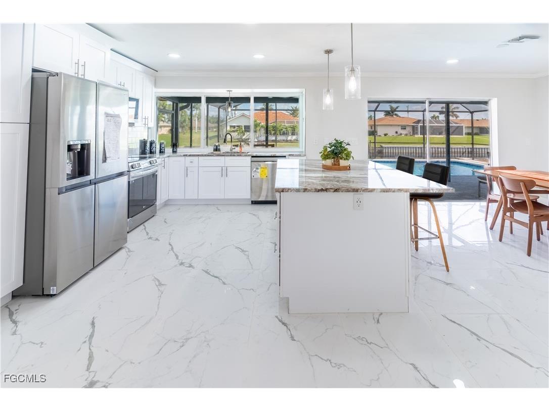 3405 SE 16th Place Cape Coral FL 33904 2025025220 image10