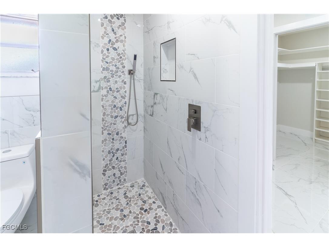 3405 SE 16th Place Cape Coral FL 33904 2025025220 image20