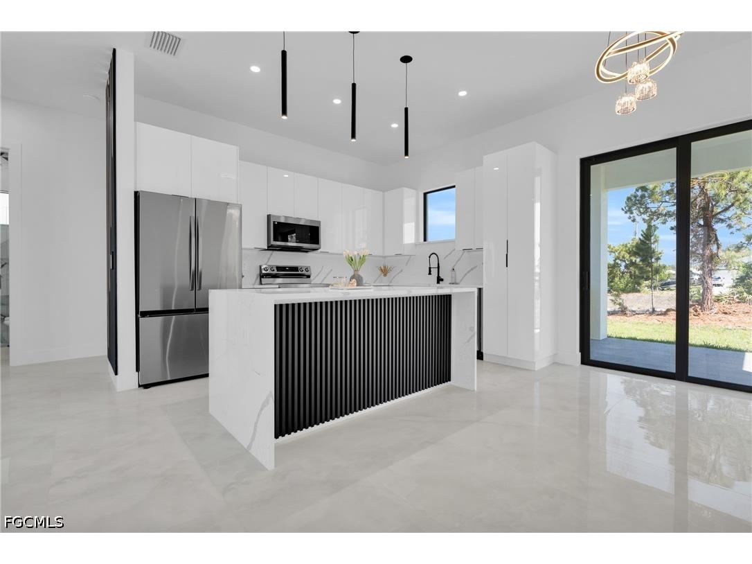 3406 29th Street SW Lehigh Acres FL 33976 2026017530 image5