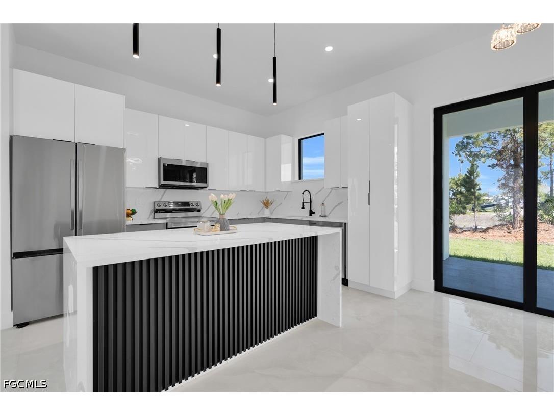 3406 29th Street SW Lehigh Acres FL 33976 2026017530 image6