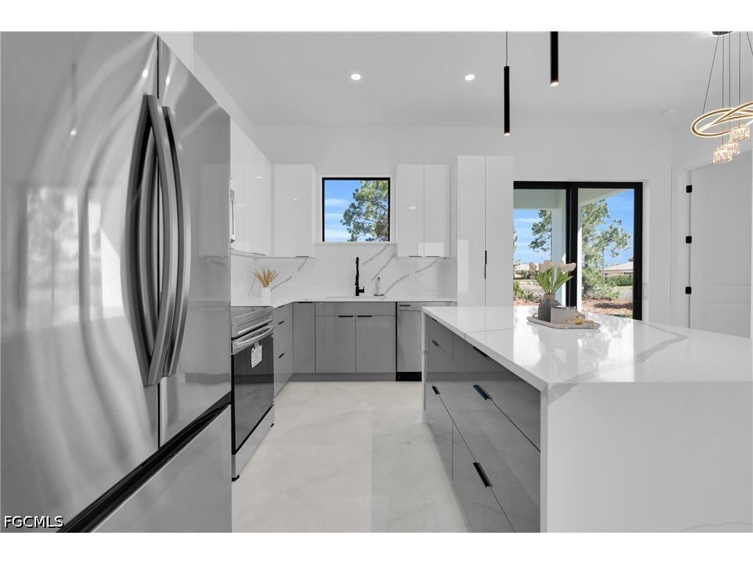 3406 29th Street SW Lehigh Acres FL 33976 2026017530 image7