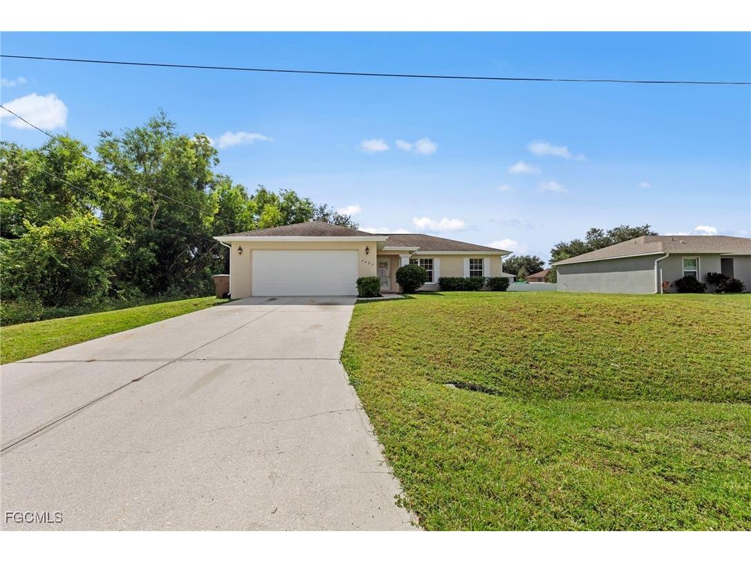 3407 25th Street SW Lehigh Acres FL 33976 2025014658 image1