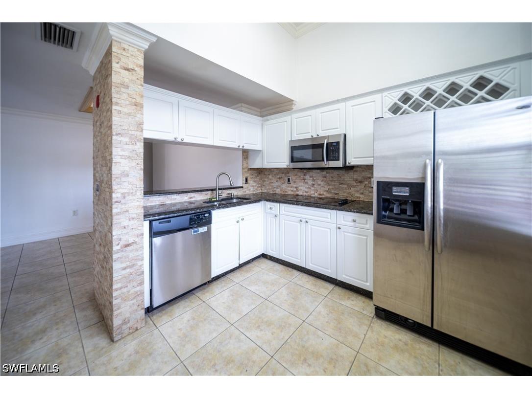 3407 Winkler Avenue #304 Fort Myers FL 33916 226013572 image5