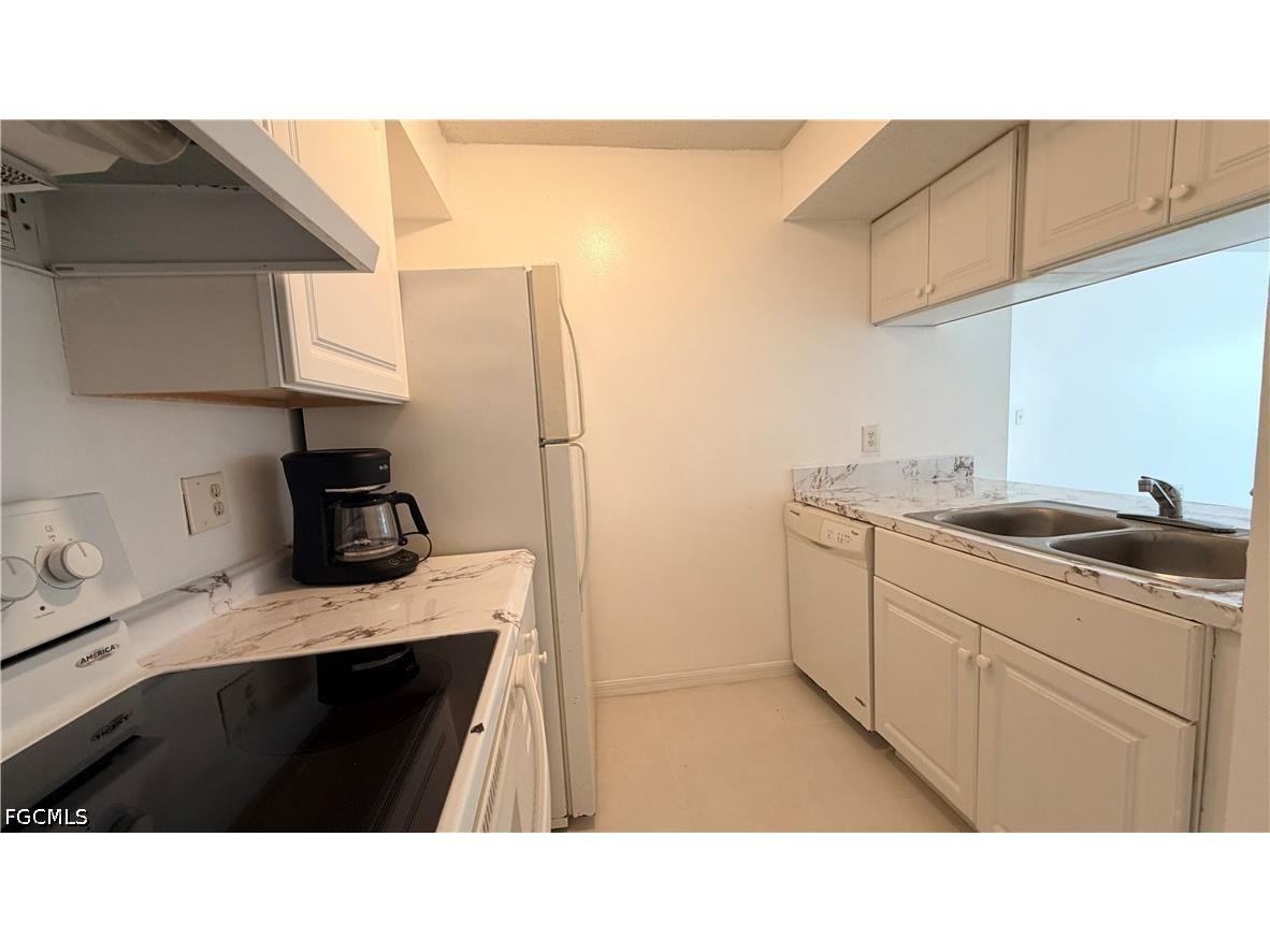 3407 Winkler Avenue #309 Fort Myers FL 33916 2026021447 image8