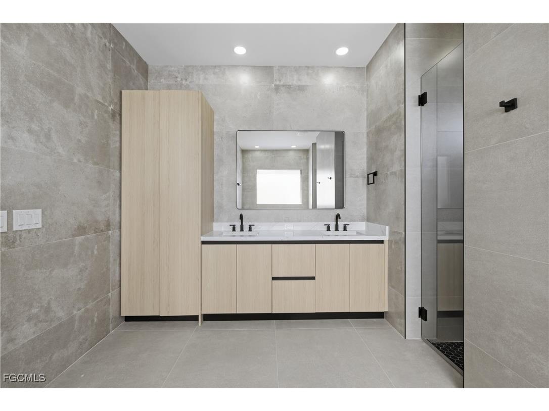 3408 NE 21st Place Cape Coral FL 33909 2025013321 image33