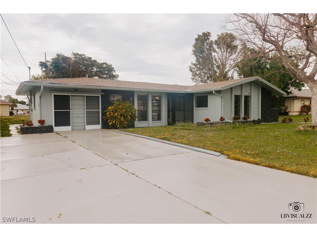 3408 SE Santa Barbara Place Cape Coral FL 33904 224032837 image1