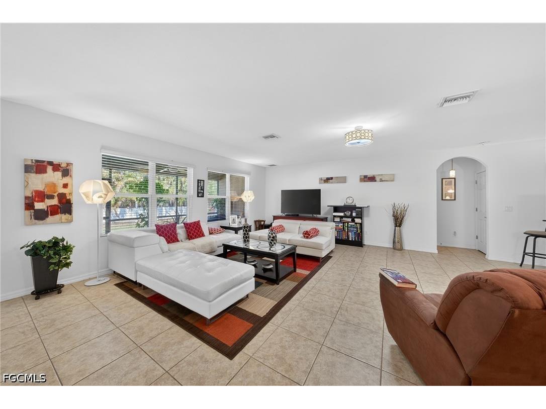3408 SW 27th Avenue Cape Coral FL 33914 2026015263 image4