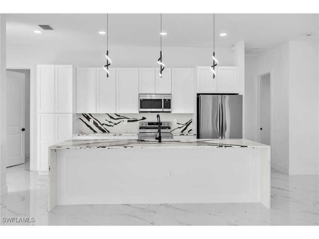 3409 24th Street SW Lehigh Acres FL 33976 226005643 image3