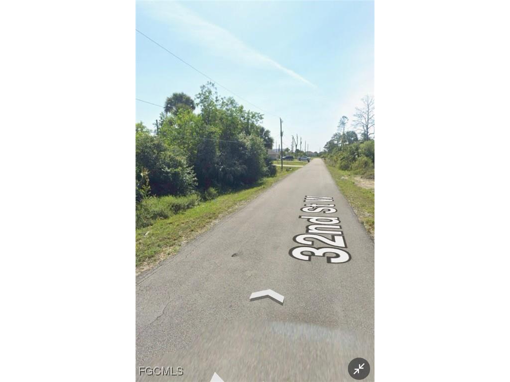 3409 32nd Street W Lehigh Acres FL 33971 2025010113 image2