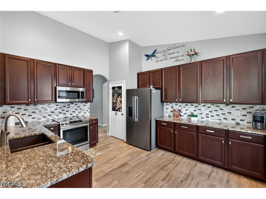 3409 Dandolo Circle Cape Coral FL 33909 2026014718 image11