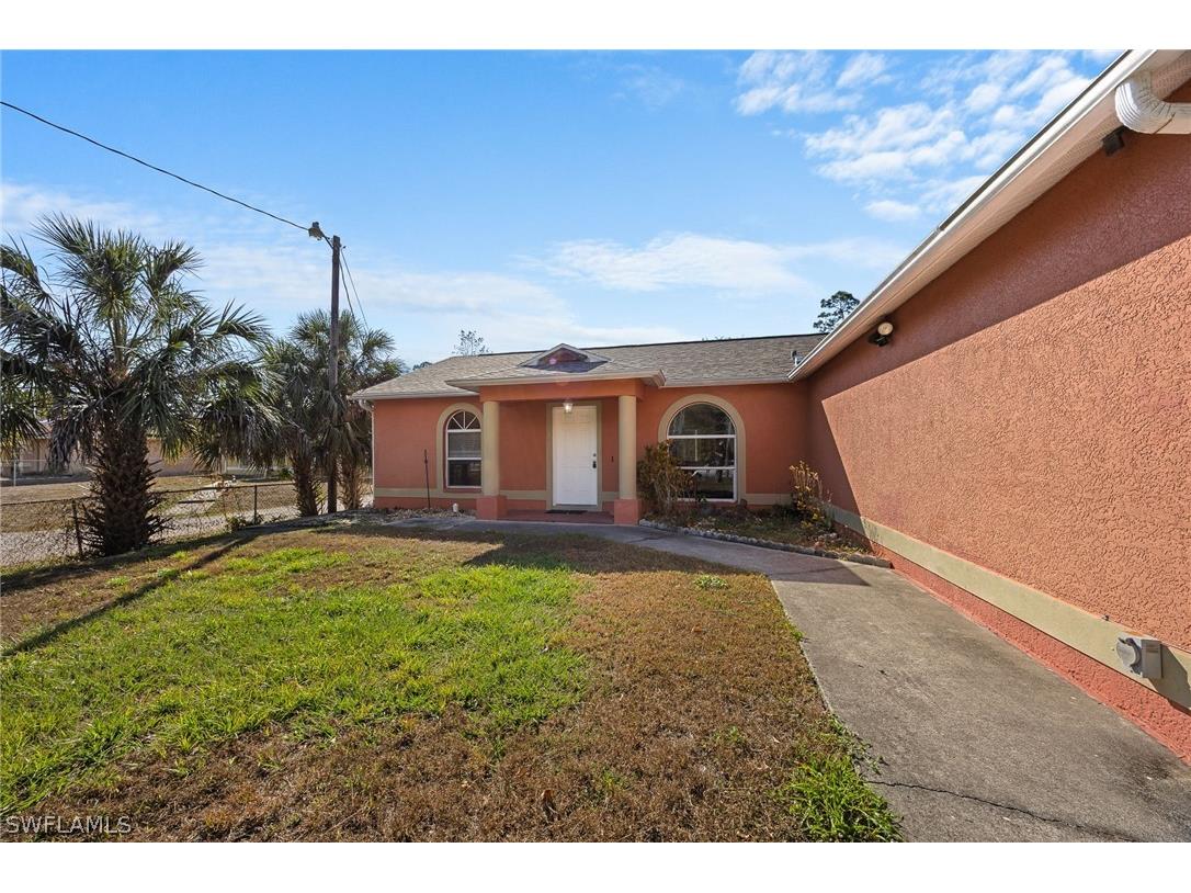 341 Everglades Boulevard S Naples FL 34117 226007540 image1