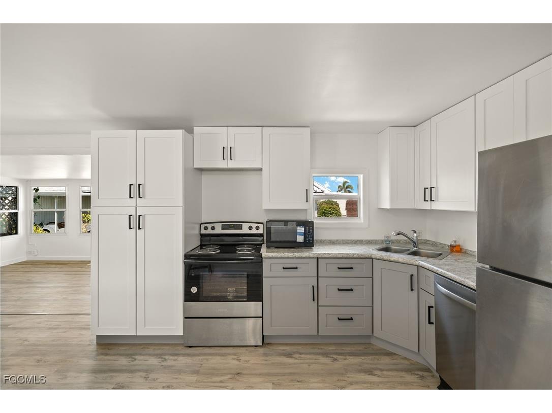341 Mattie Avenue Fort Myers FL 33908 2026004939 image13