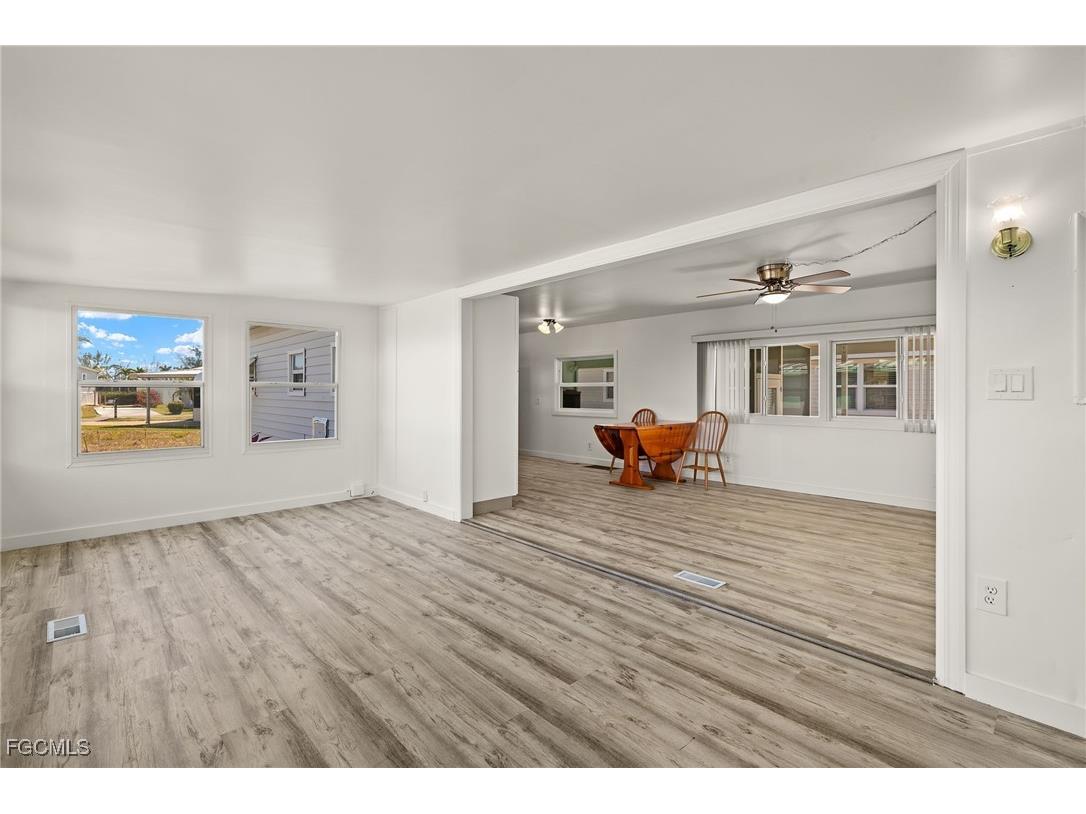 341 Mattie Avenue Fort Myers FL 33908 2026004939 image5
