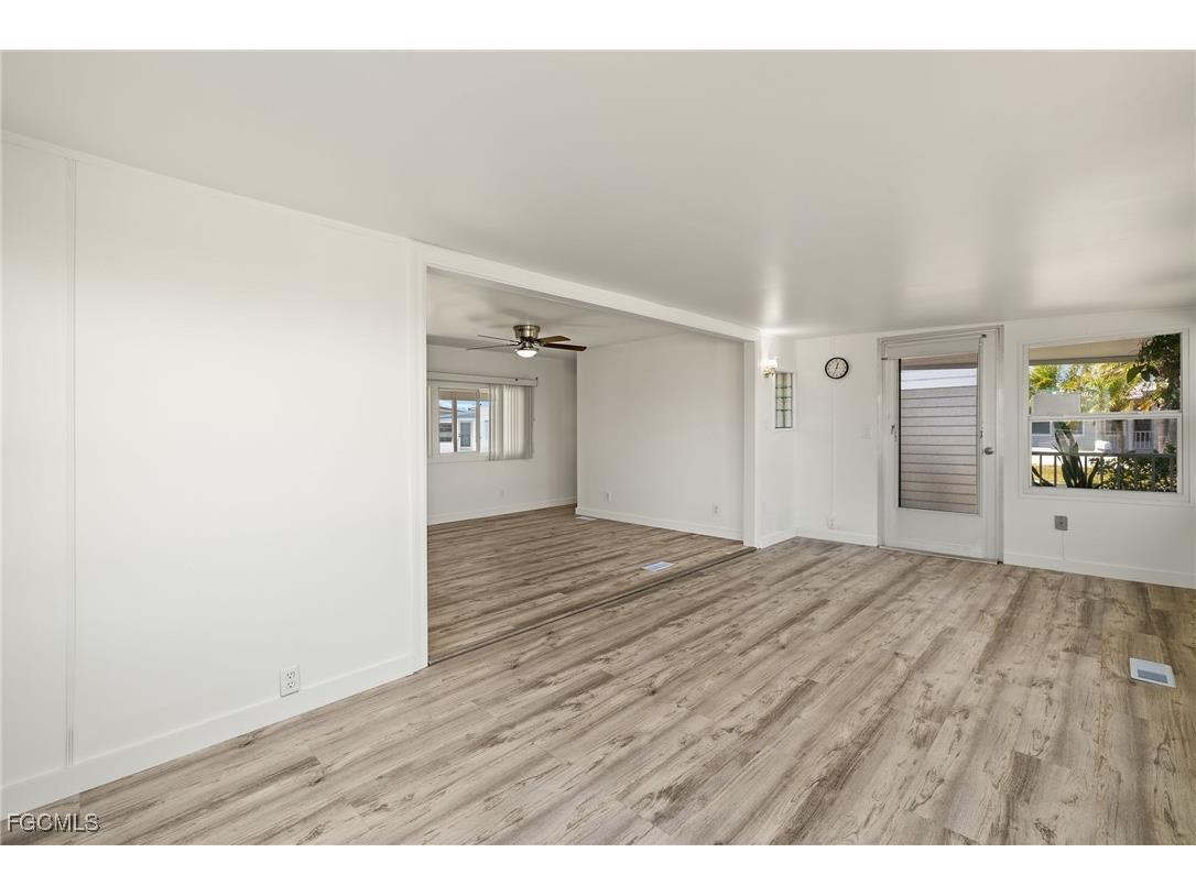 341 Mattie Avenue Fort Myers FL 33908 2026004939 image6