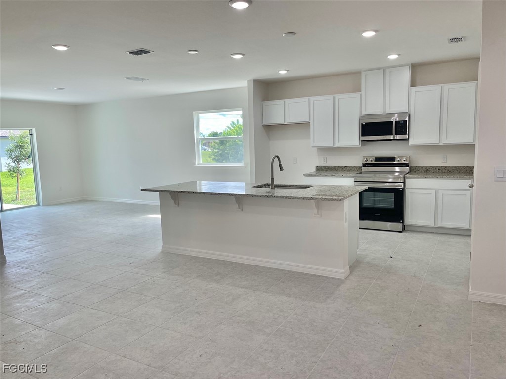 341 SW 29th Avenue Cape Coral FL 33991 2025005004 image5