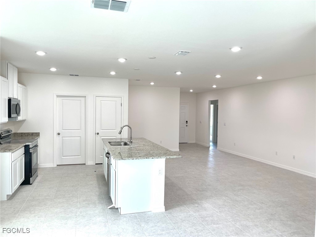 341 SW 29th Avenue Cape Coral FL 33991 2025005004 image7