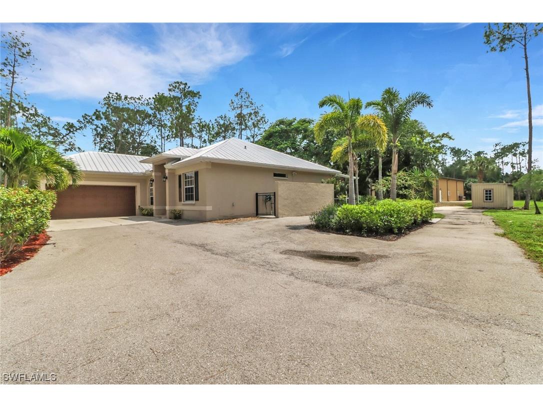 3410 23rd Avenue SW Naples FL 34117 223063509 image1