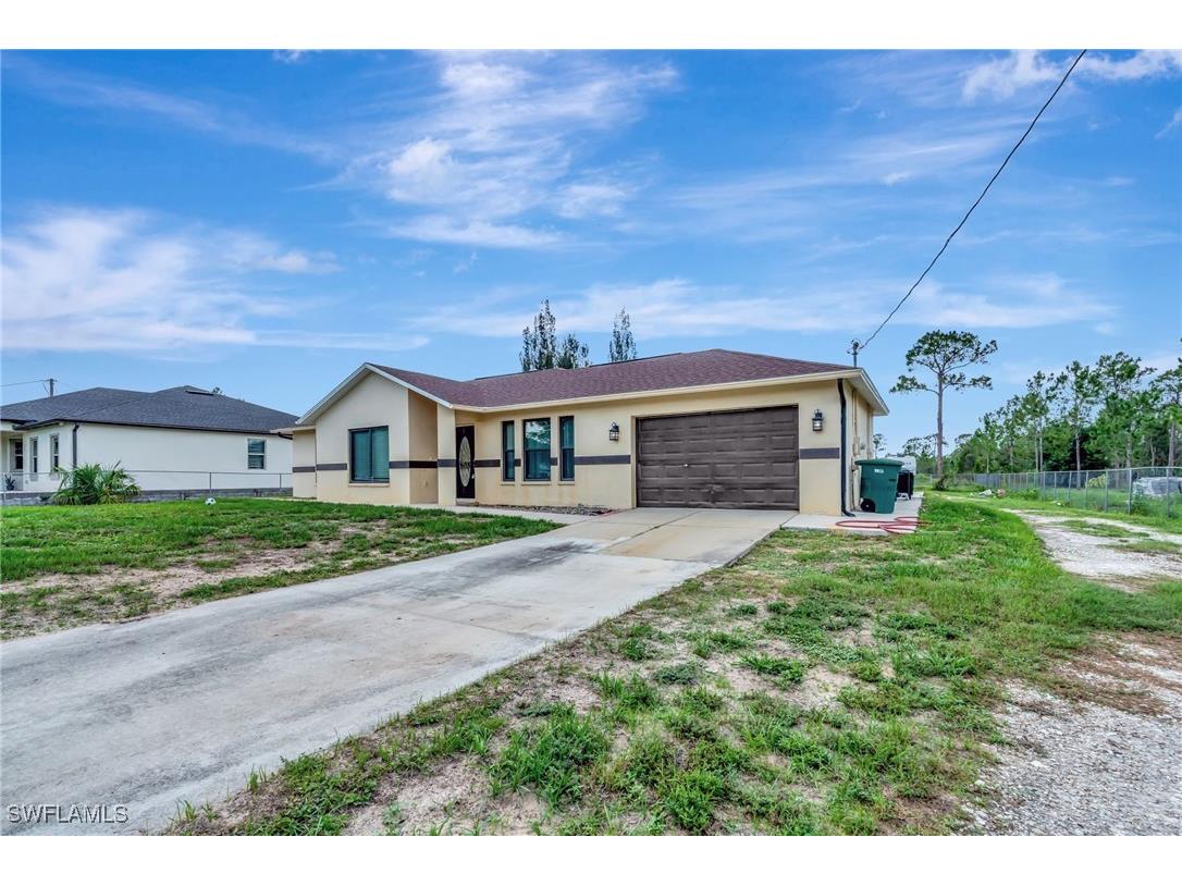 3410 47th Avenue NE Naples FL 34120 225057831 image2