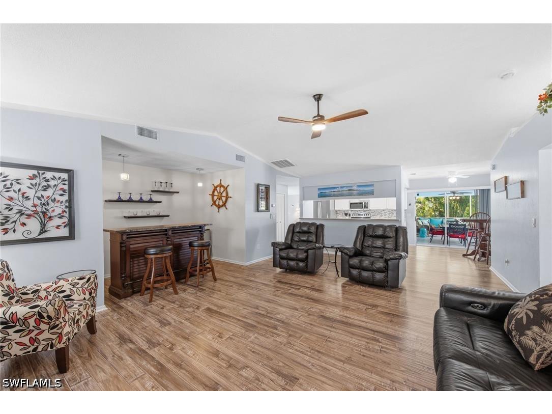 3410 Country Club Boulevard Cape Coral FL 33904 226020020 image17