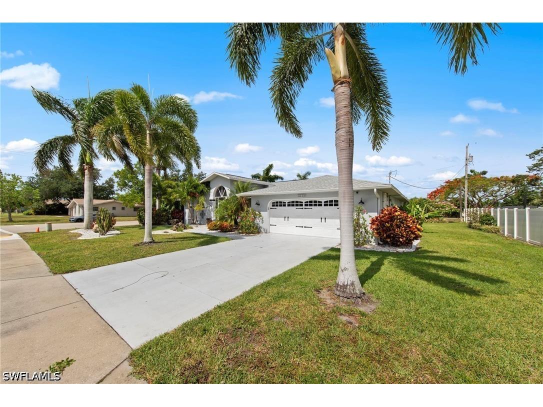 3410 Country Club Boulevard Cape Coral FL 33904 226020020 image40