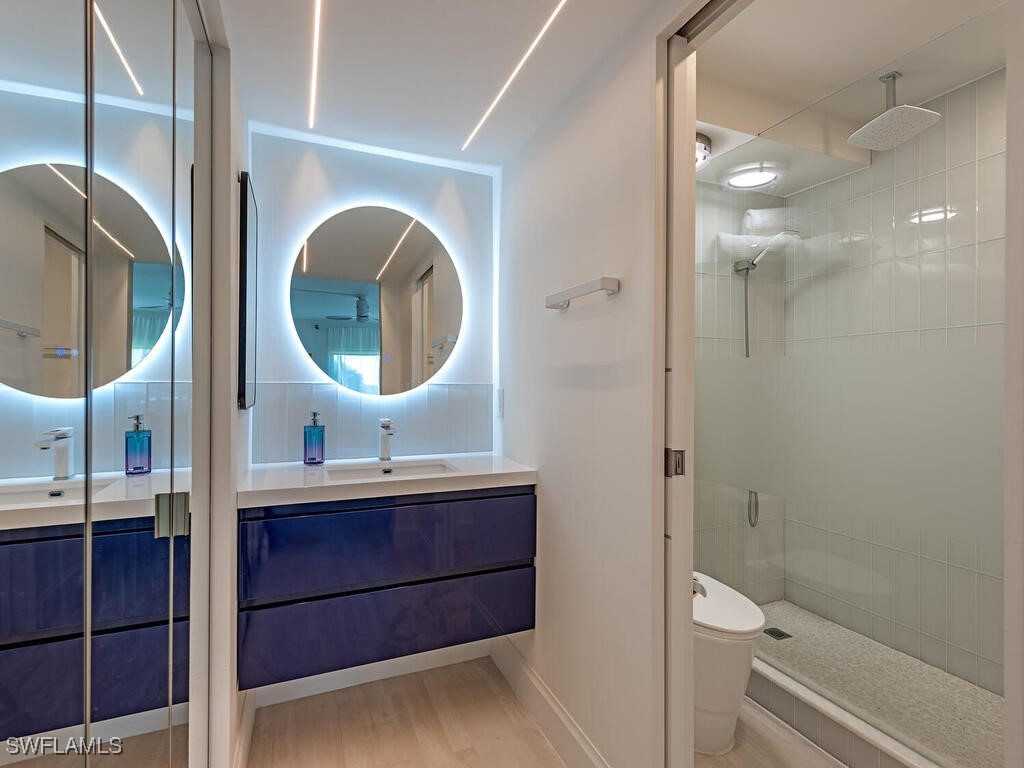 3410 Gulf Shore Boulevard N #202 Naples FL 34103 225077184 image8