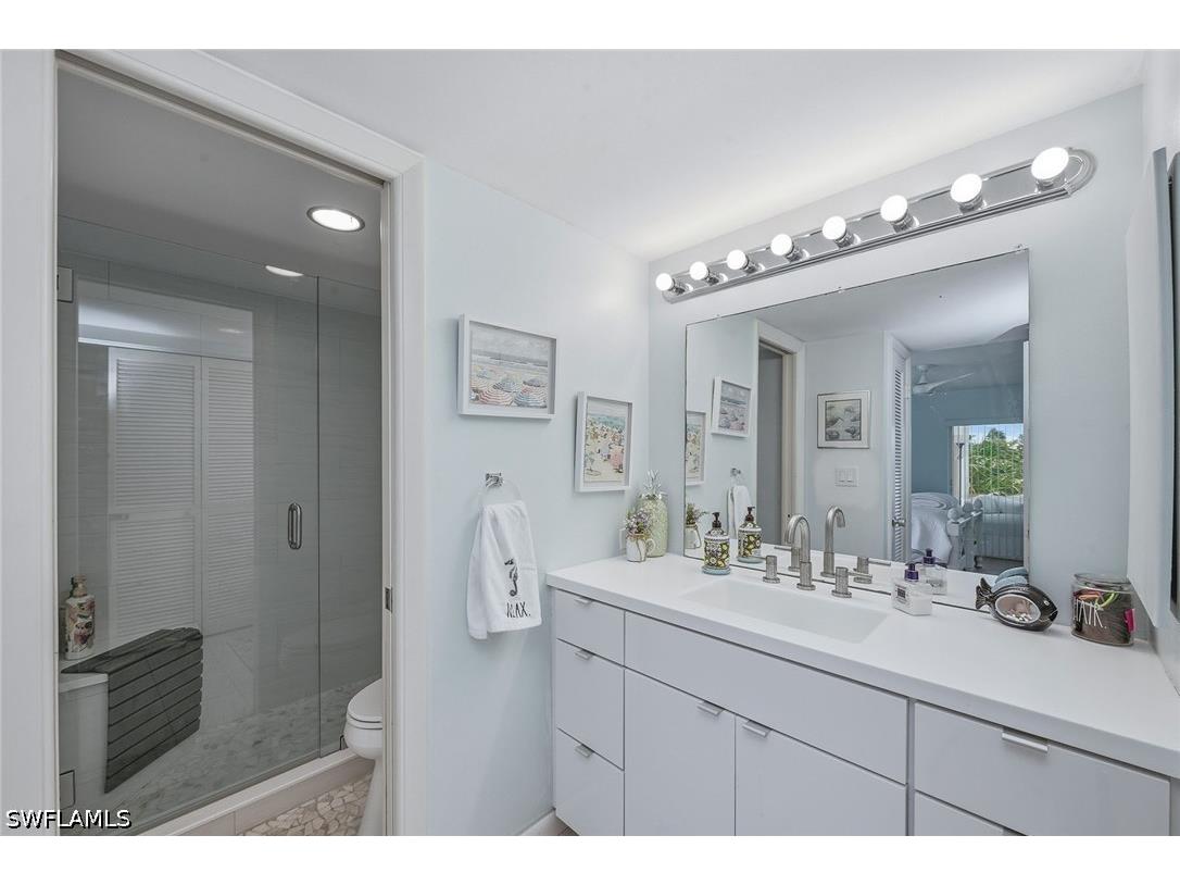 3410 Gulf Shore Boulevard N #203 Naples FL 34103 226019579 image10