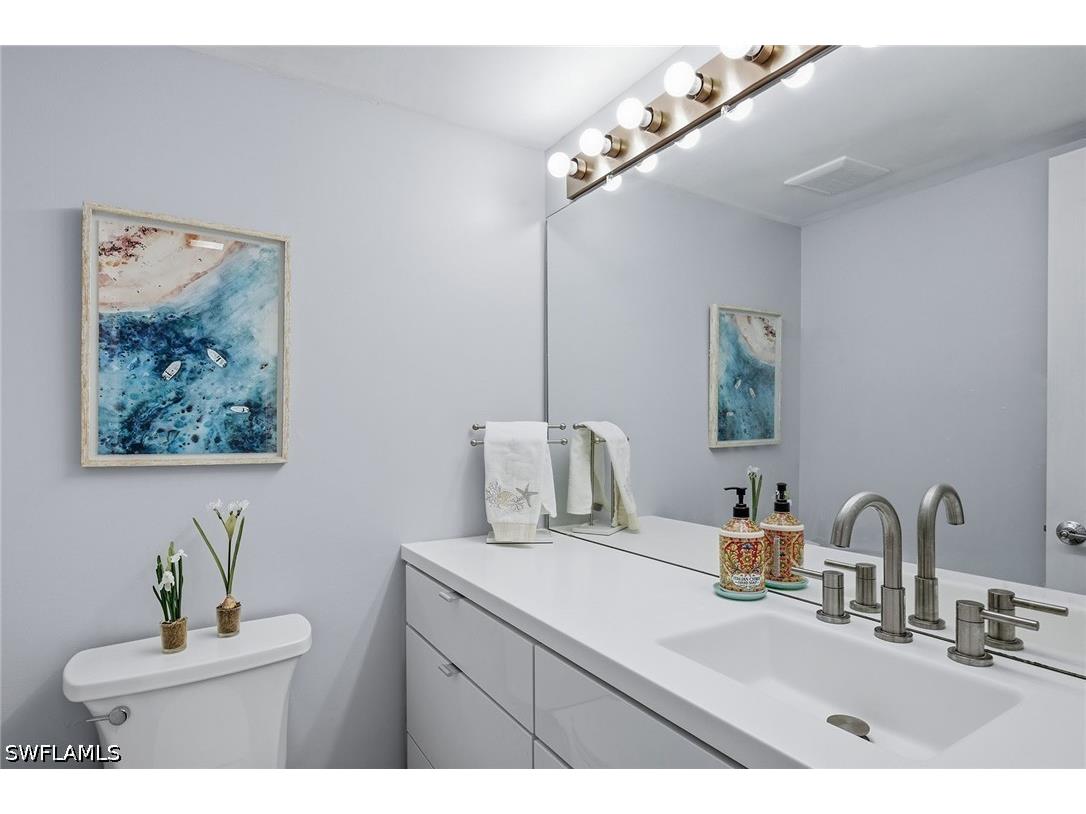 3410 Gulf Shore Boulevard N #203 Naples FL 34103 226019579 image13