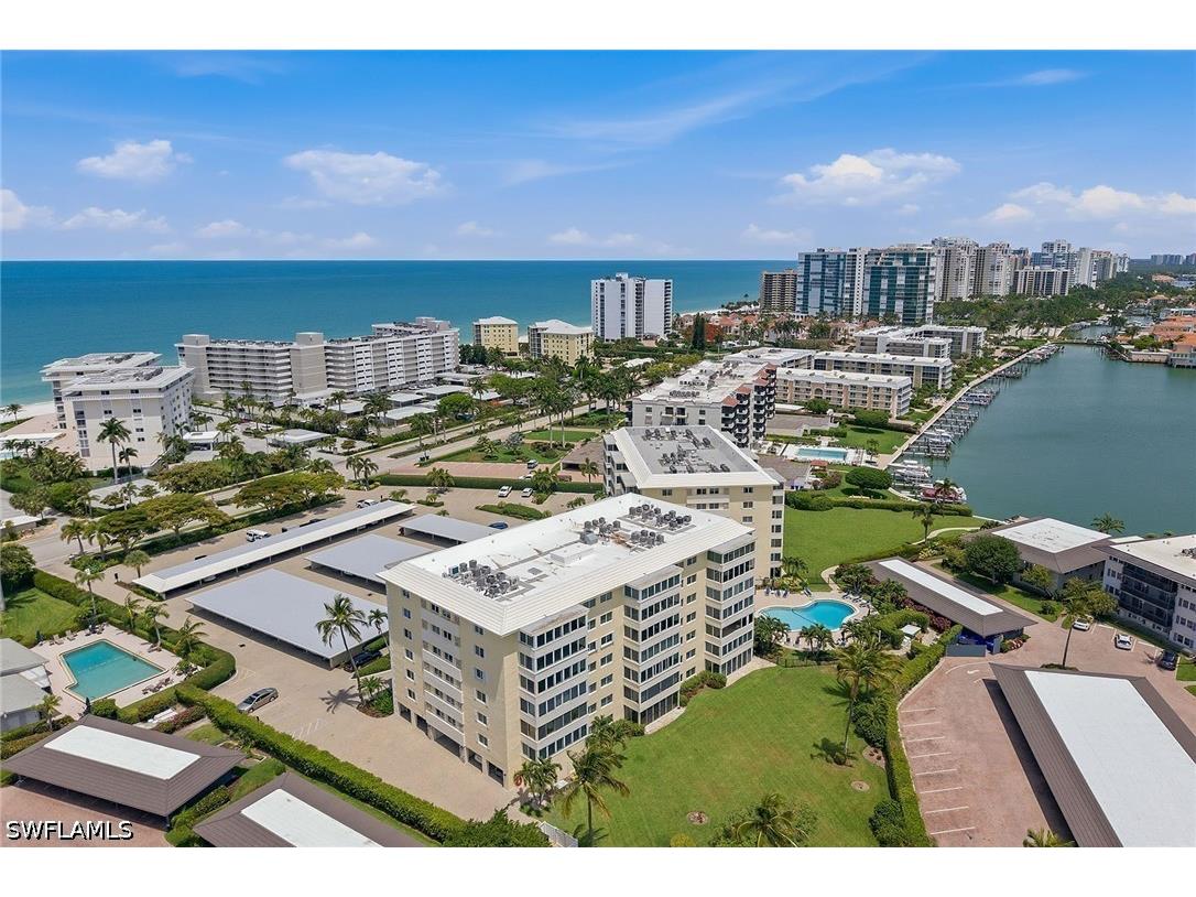 3410 Gulf Shore Boulevard N #203 Naples FL 34103 226019579 image20