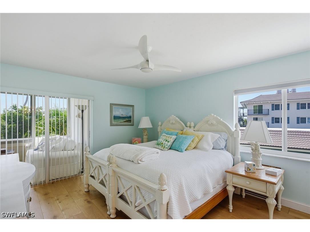 3410 Gulf Shore Boulevard N #203 Naples FL 34103 226019579 image8