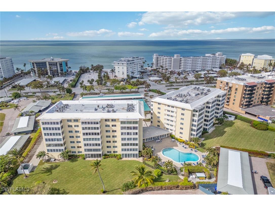 3410 Gulf Shore Boulevard N #305 Naples FL 34103 225065682 image1