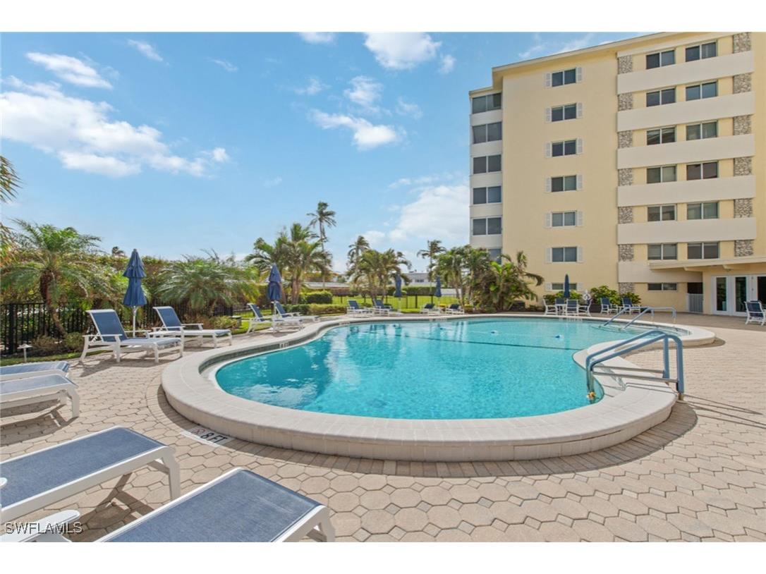 3410 Gulf Shore Boulevard N #305 Naples FL 34103 225065682 image20