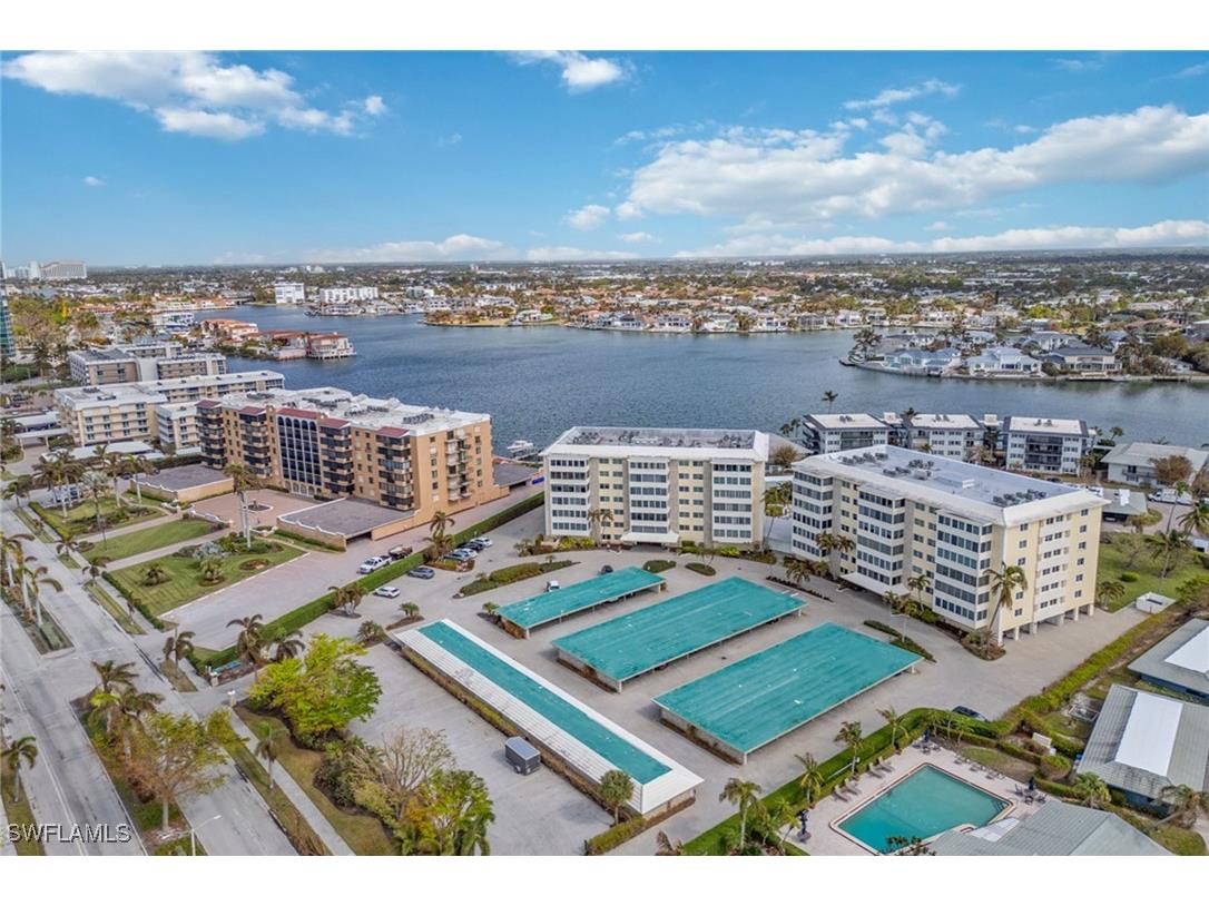 3410 Gulf Shore Boulevard N #305 Naples FL 34103 225065682 image25