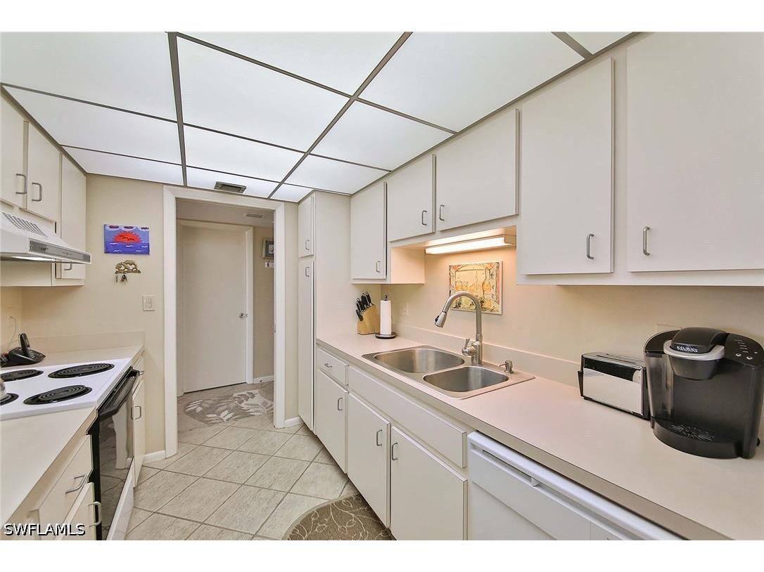  Naples FL 34103 226012560 image12