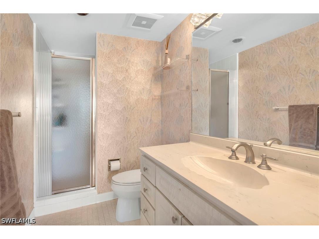 3410 Gulf Shore Boulevard N #701 Naples FL 34103 226012245 image20