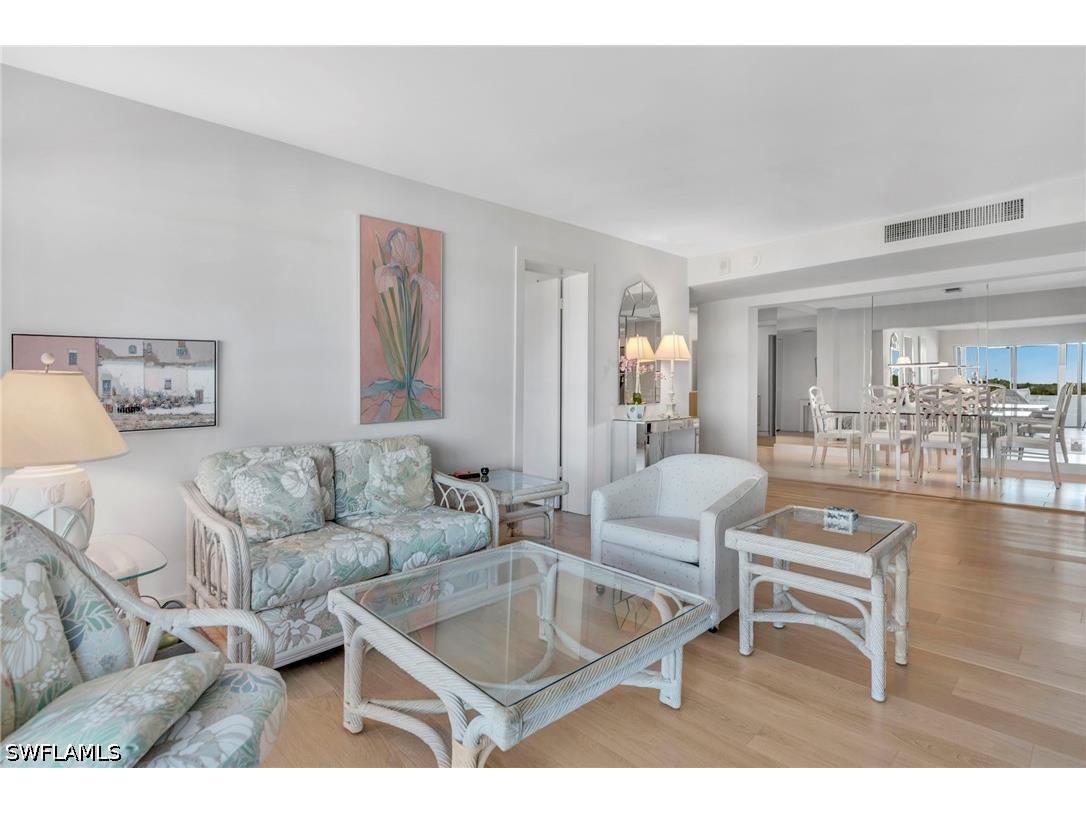 3410 Gulf Shore Boulevard N #701 Naples FL 34103 226012245 image22