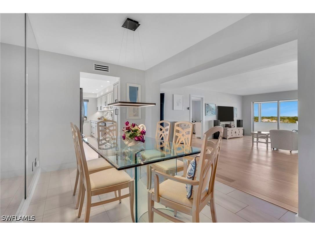 3410 Gulf Shore Boulevard N #701 Naples FL 34103 226012245 image23