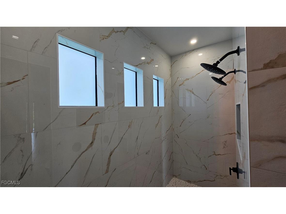 3410 NW 39th Lane Cape Coral FL 33997 2025005564 image21