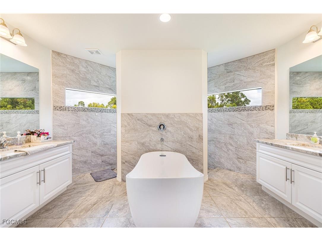 3410 NW 45th Street Cape Coral FL 33993 2025016974 image24