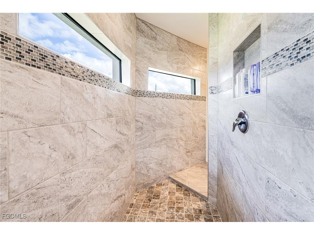 3410 NW 45th Street Cape Coral FL 33993 2025016974 image26