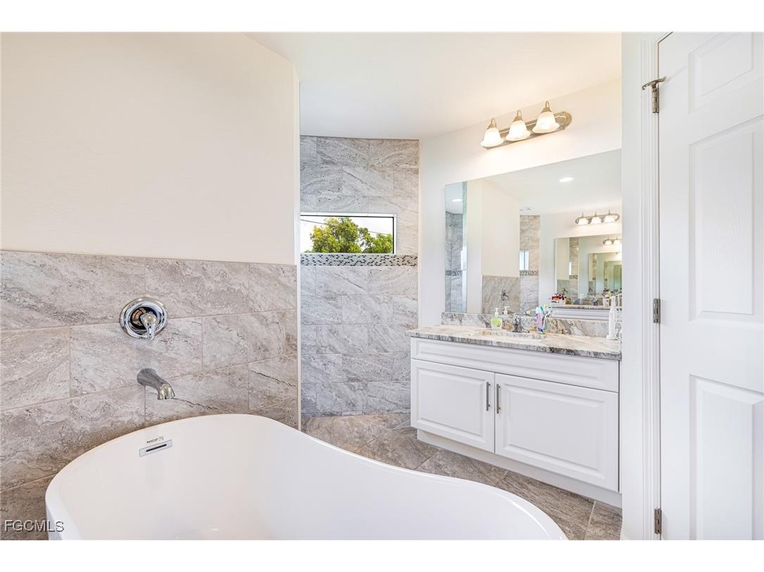 3410 NW 45th Street Cape Coral FL 33993 2025016974 image27