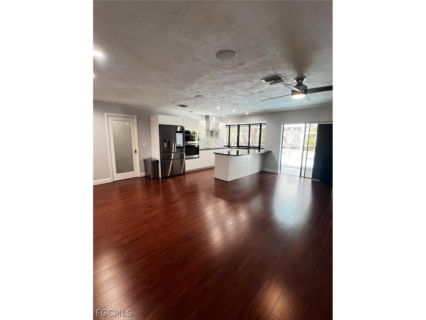 3410 SE 11th Place Cape Coral FL 33904 2026012562 image2