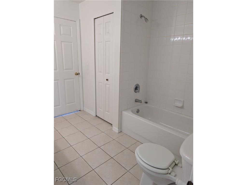 3411 Chiquita Boulevard S Cape Coral FL 33914 2025000984 image14