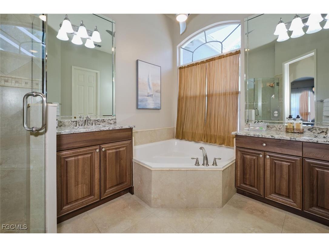 3411 Marbella Court Bonita Springs FL 34134 2025025078 image19