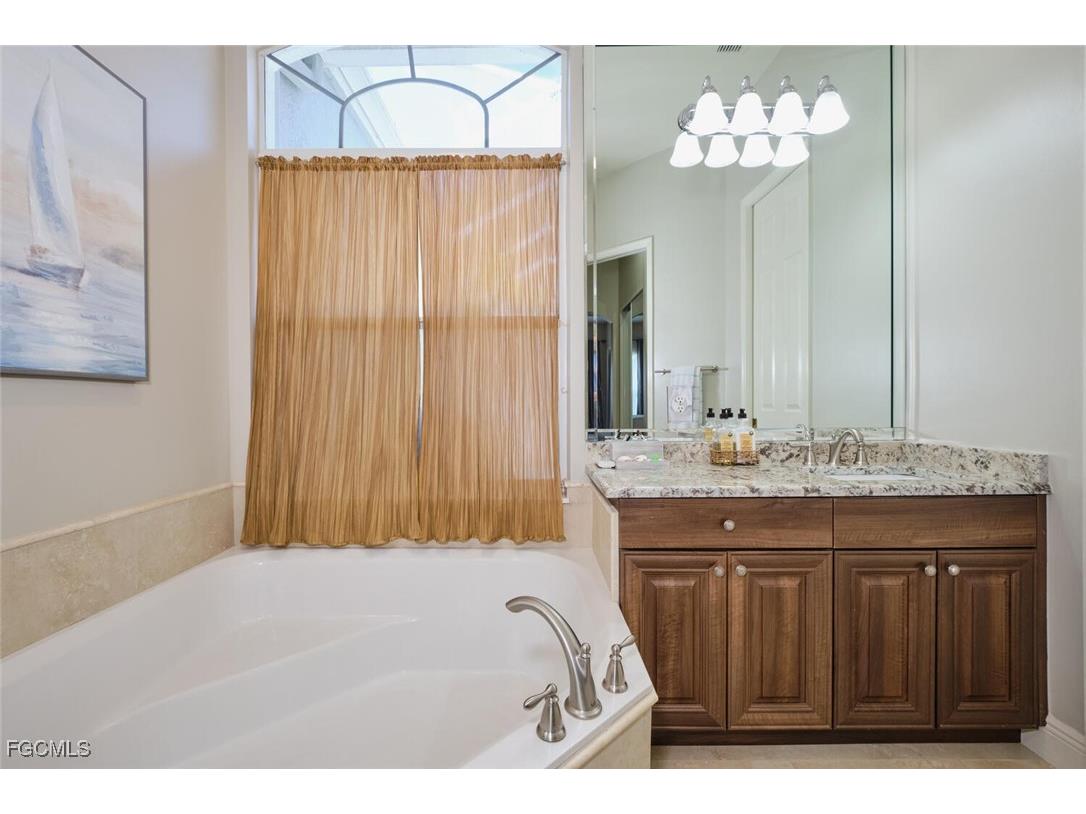 3411 Marbella Court Bonita Springs FL 34134 2025025078 image21